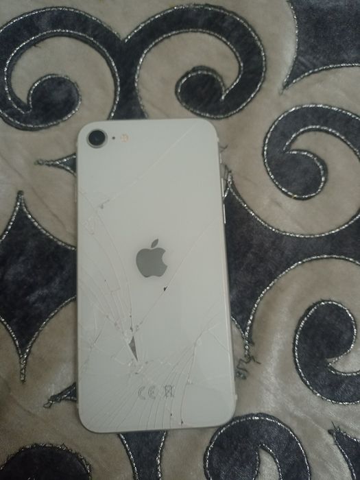 iPhone se экран не работает