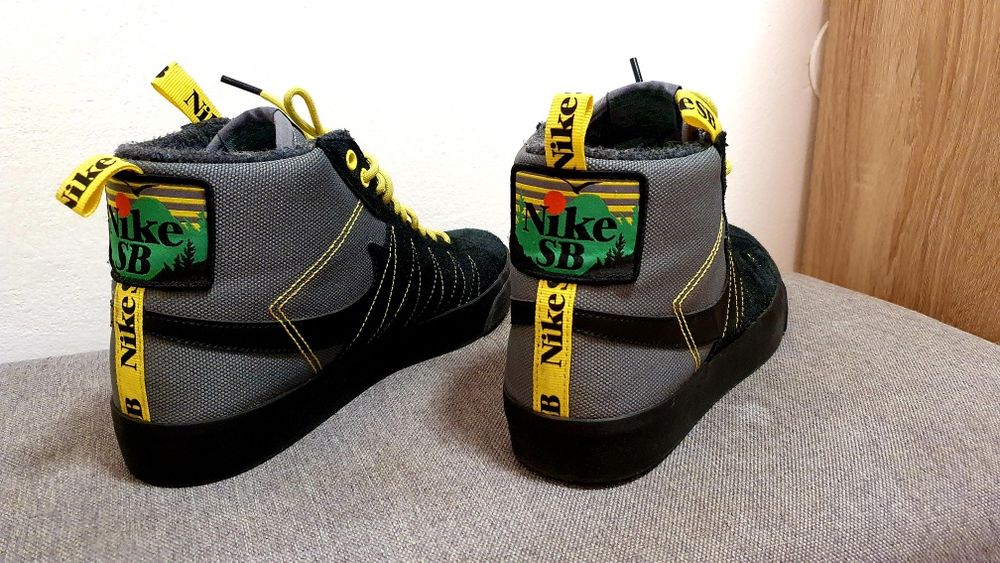 Adidasi Nike Blazer Mid 41