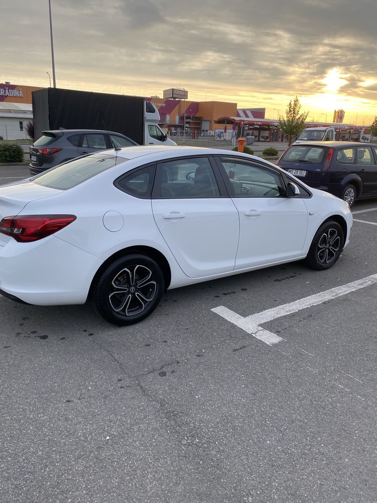 Opel Astra J 2019