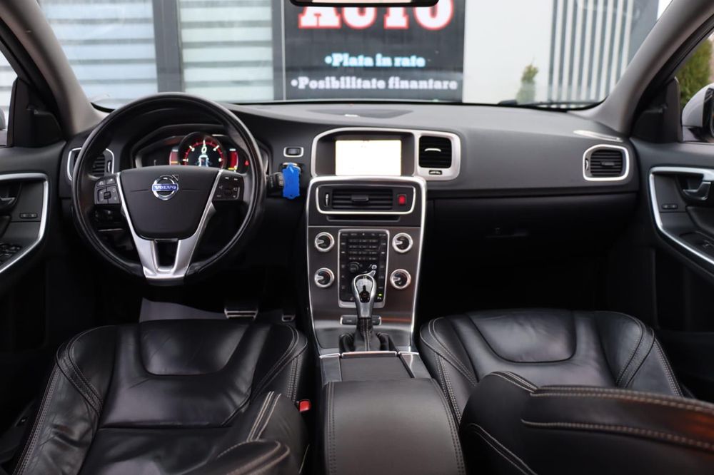 Volvo V60 Mașina este întreținută. Toate schimburile făcute recent