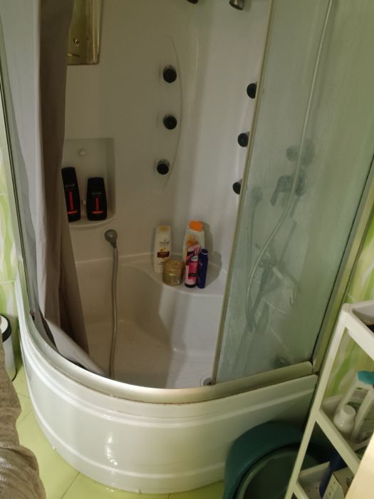 Душ кабина вана ПОДАРЯВА СЕ