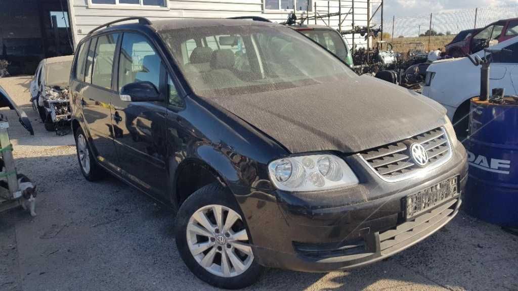 Dezmembrari VOLKSWAGEN Touran,Passat B6,Jetta,EOS,Golf 6,G5,G4,Polo