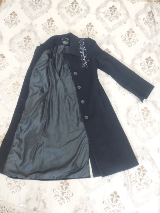 Пальто женское, р-р 44