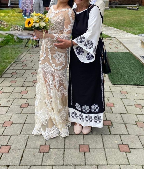 Vând rochie de mireasă tip boho