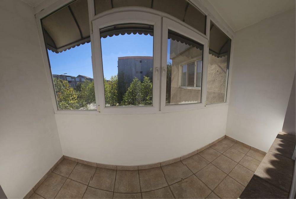 inchiriez apartament 3 camere - zona centrală - ideal pentru familie