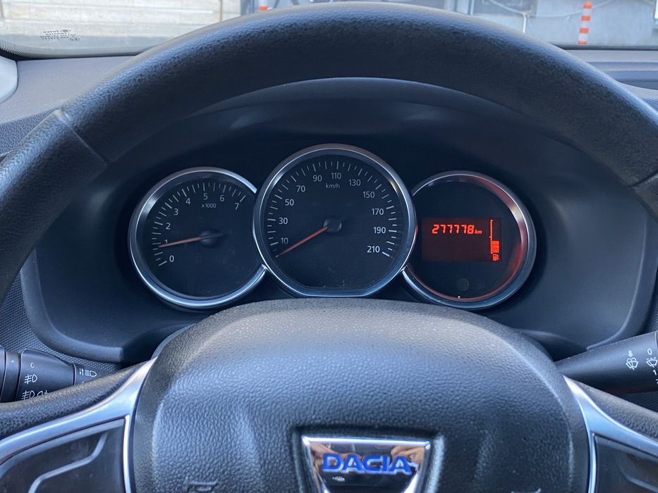 Vând logan 1.0 sce 2017, +gpl preț fix