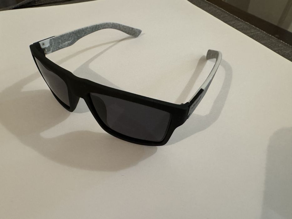 Слънчеви очила полиаризирани