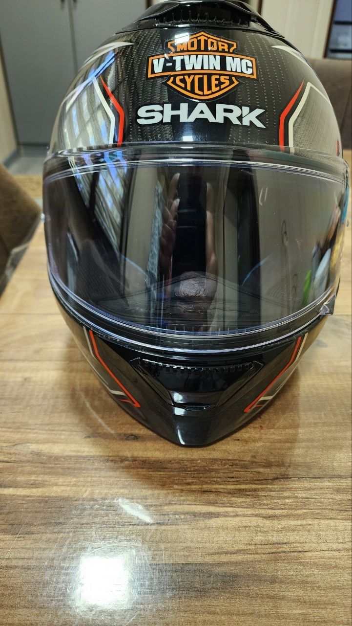 Мотоциклетный шлем Shark