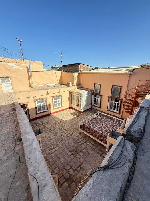 TAYYOR 3 sotiqli markazdan hovli sotiladi