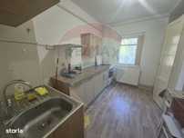 Apartament cu 2 camere de închiriat în zona Micalaca