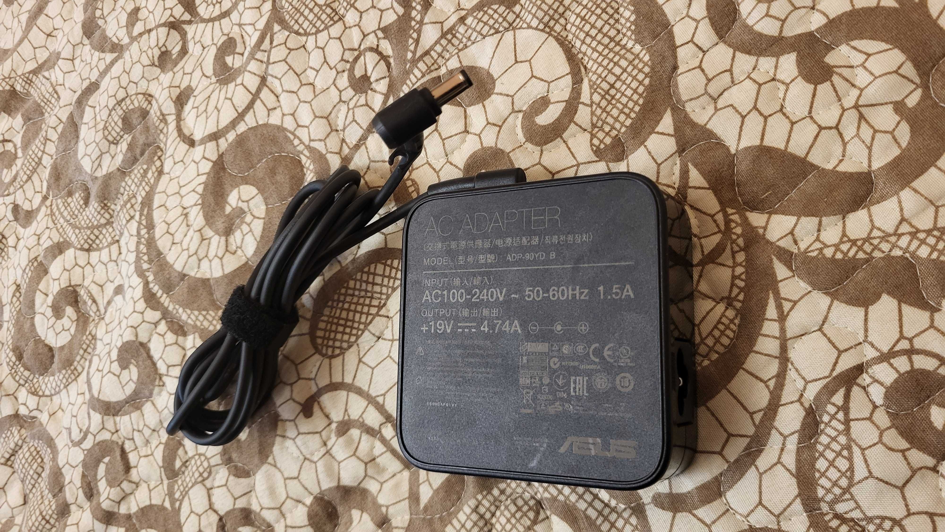ASUS 90W Incarcator 19V-4.74A Adaptor fuctional