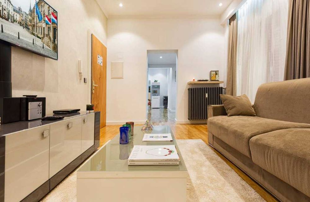 Дава се под наем Тристаен апартамент в Пловдив, Остромила - 91 кв.м за 459 € - Снимка #7