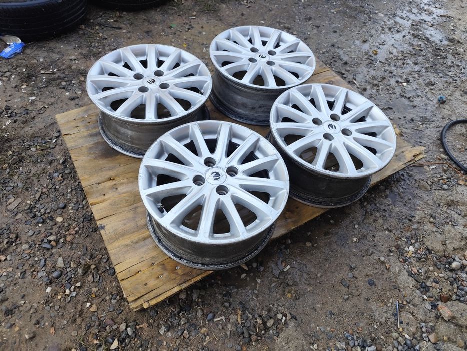 Срочно продам оригинал диск   от кобальт идеале. Диски