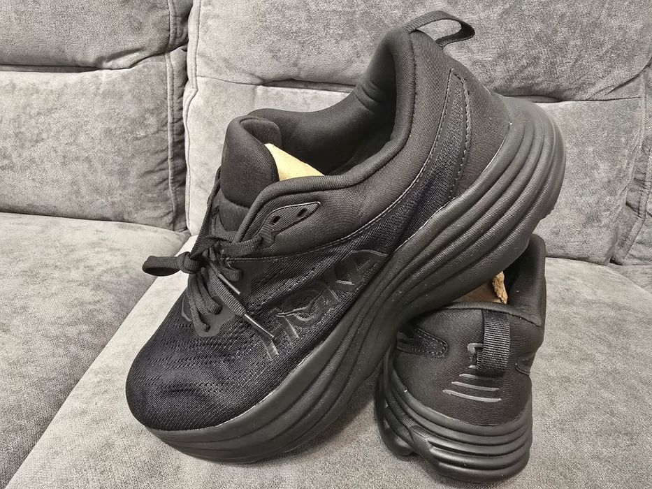 Hoka nr 44 45 preț 300 lei