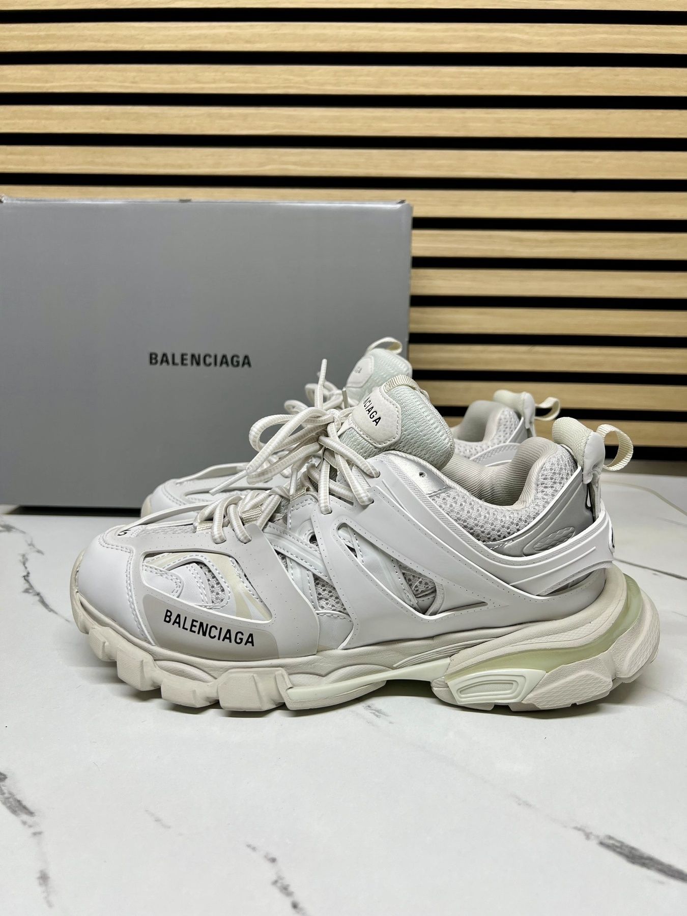 Сникърси Balenciaga цвят - бял номера от 36 до 42