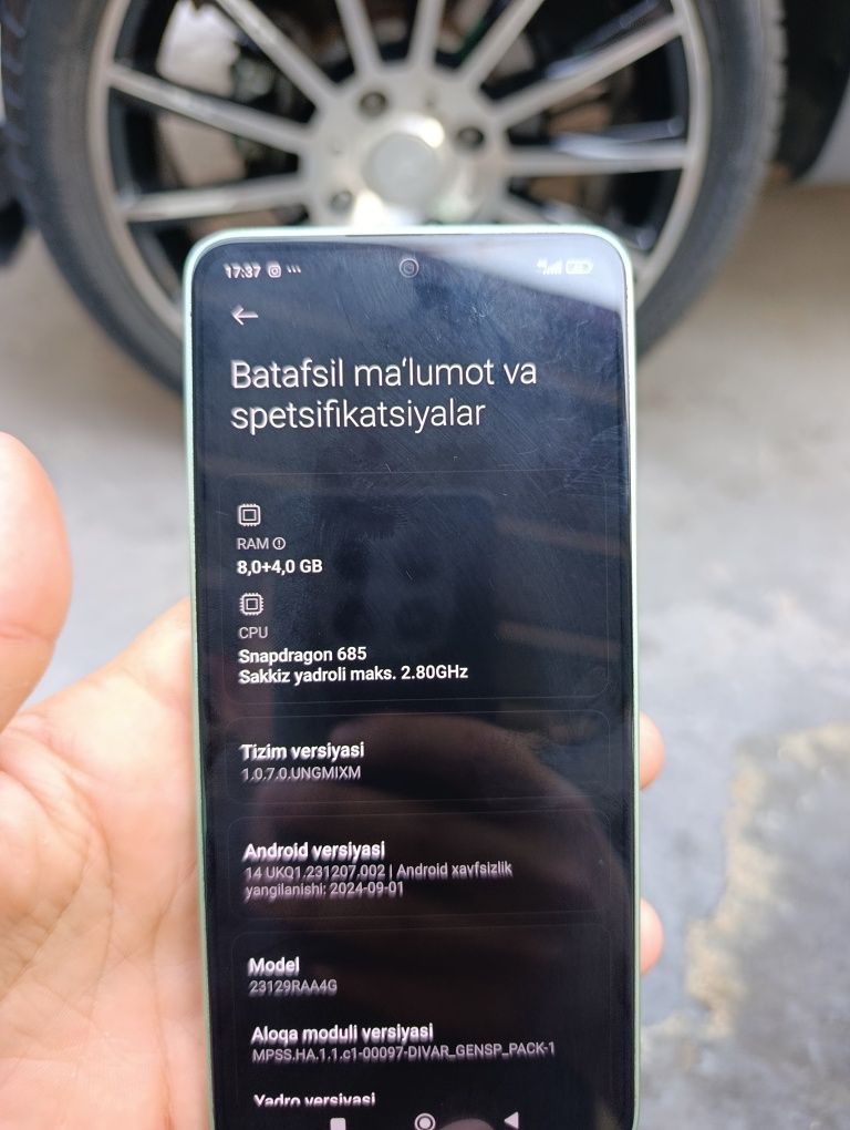 Redmi note 13 8+4/128 gb