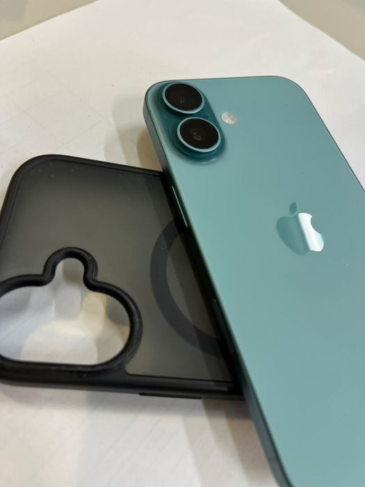 iPhone 16, 128GB, albastru teal – ca nou!