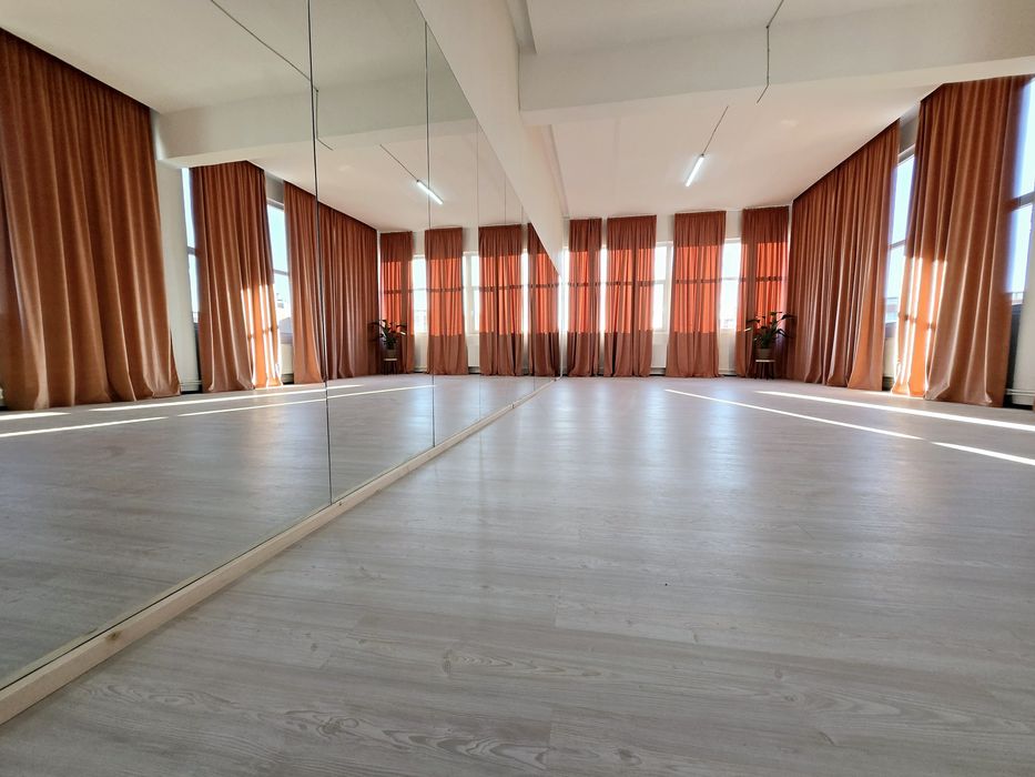 Închiriere spațiu open space pentru petreceri, majorate etc