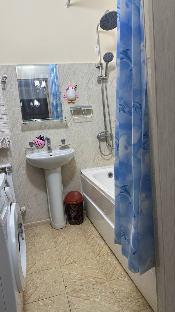 Срочно продается квартира. Янгихает.