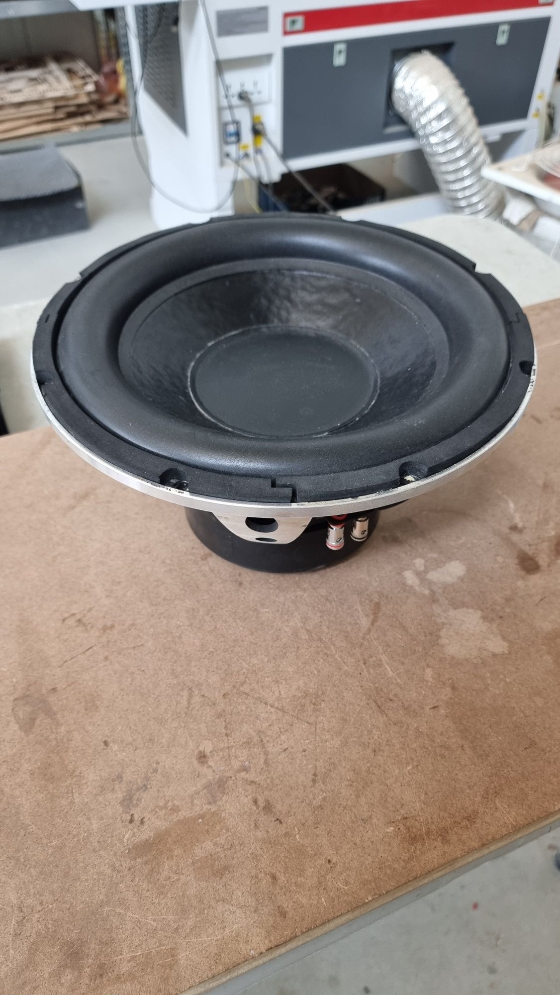 Субуфер hifonics 12"