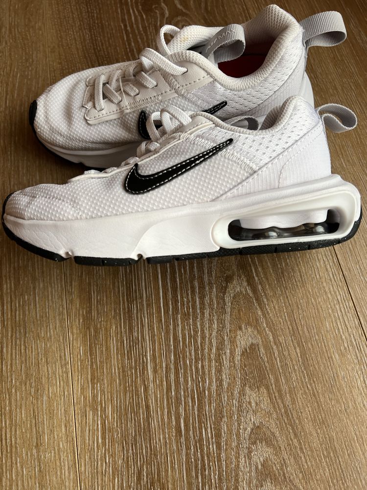 Детски маратонки Nike air max intrlk