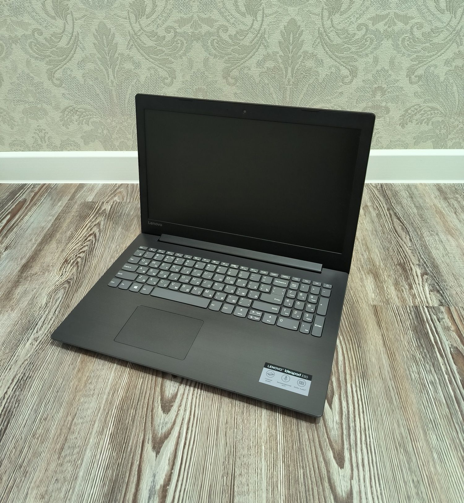 Новый ноутбук Lenovo ideapad/Ryzen 3 2200/SSD 256 гб/{15.6 дюйм}.