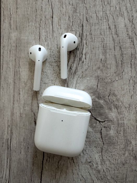 Air pods 2 компоект оригинал и отдельно кейс