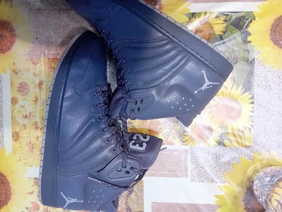 Найк Air Jordan-кожен кец 45 номер-оригинален