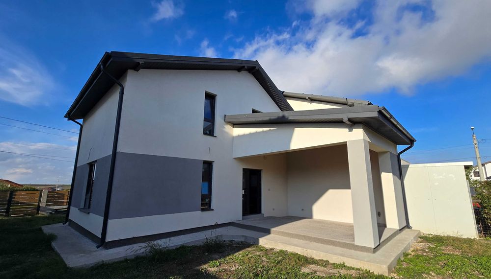 De vanzare casa parter si mansarda moderna