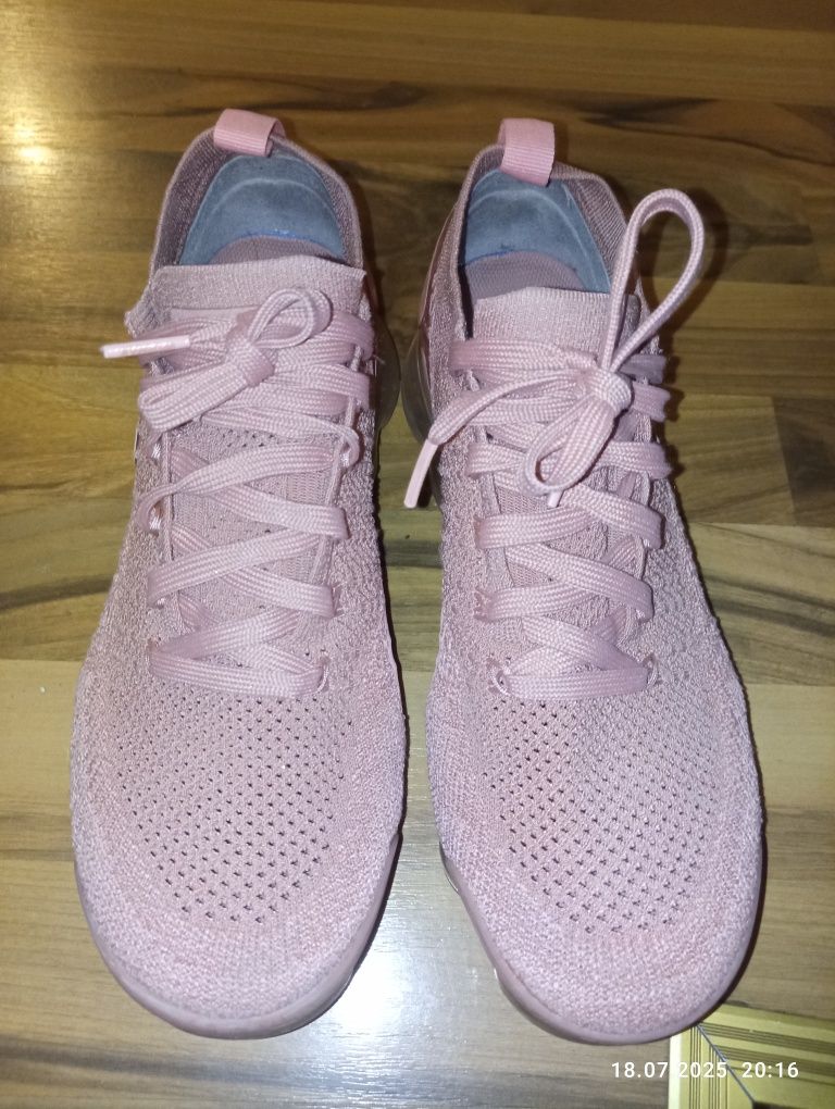 Дамски маратонки Nike