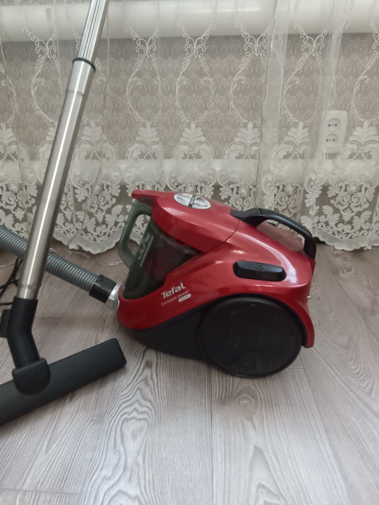 Пылесос Tefal. б/ у
