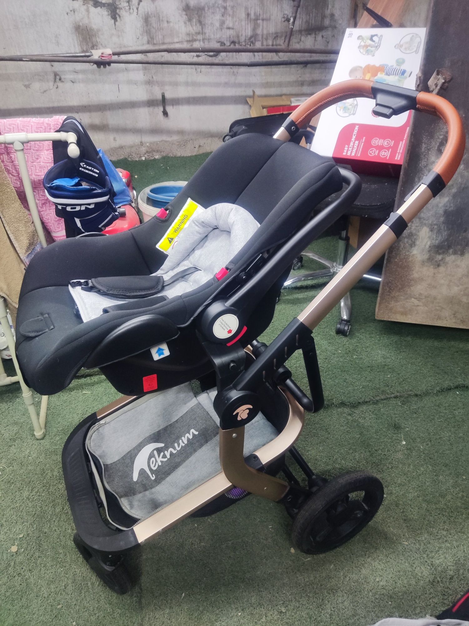 Коляска универсальная 3 в 1 Teknum TK001