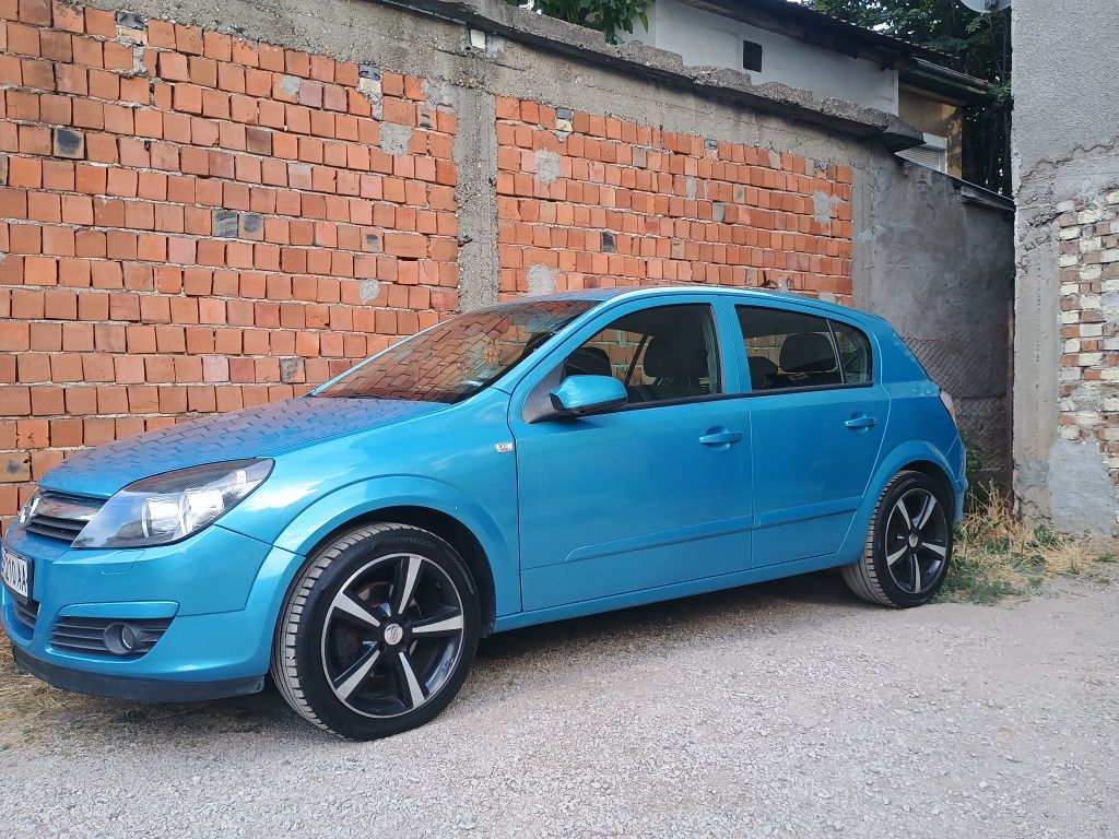 Opel Astra H 1.6 газ бензин