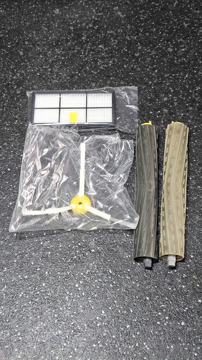 Продавам iRobot model: Roomba 980