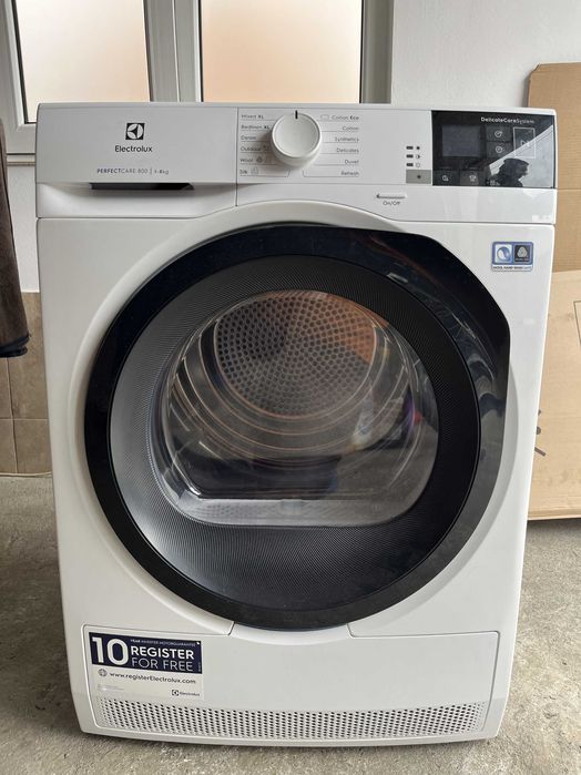 Uscator de rufe Electrolux PerfectCare800 pompa de caldura Clasa A++