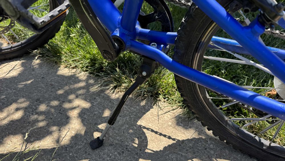 Bicicletă Mountain Bike – roți 20” – stare bună, ideală 6–10 ani