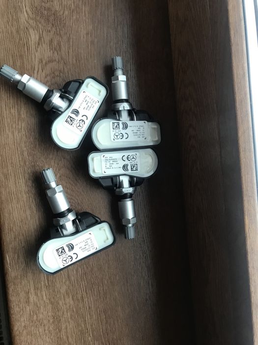 Senzorinoi Presiune Mercedes GLA/C/E/GLE/GLK/GLS/S/GLC/CLA