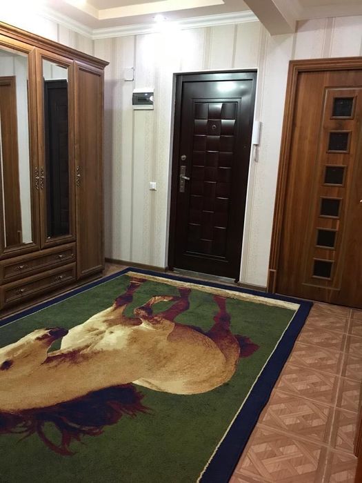 Квартира в аренду 3 комнаты