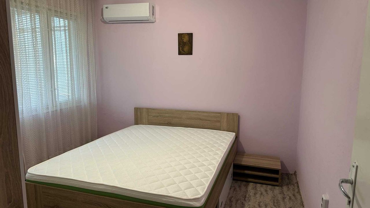 Дава се под наем Двустаен апартамент в Пловдив, Център - 65 кв.м за 375 € - Снимка #6