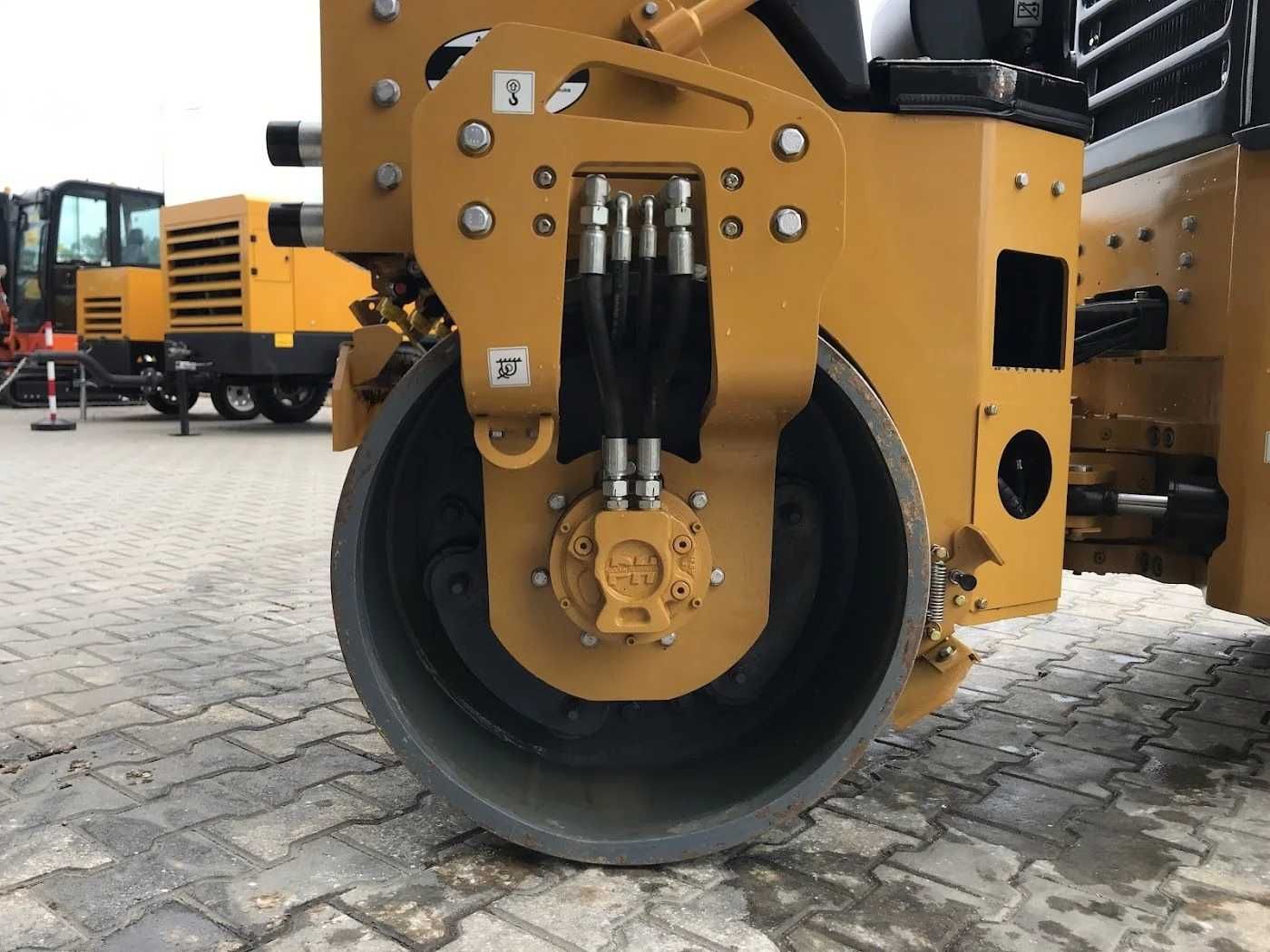 Валяк Sany STR30C-10 3120кг.