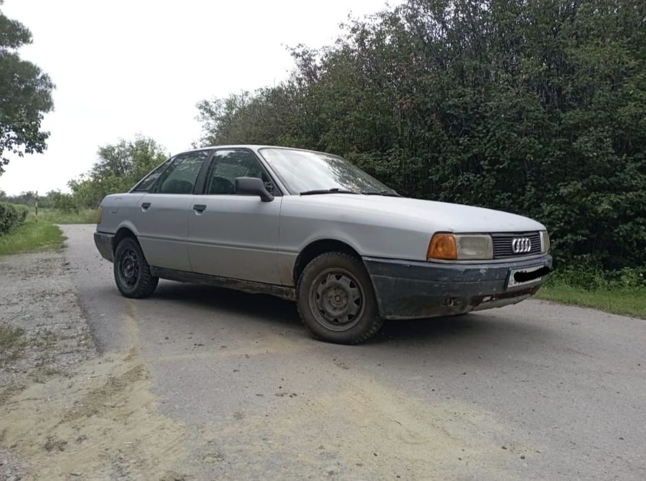 Audi 80 b3 
По всем интересующим  вопросам об