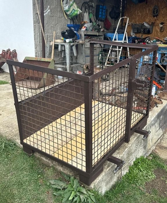 Cutie tractor pe tiranț