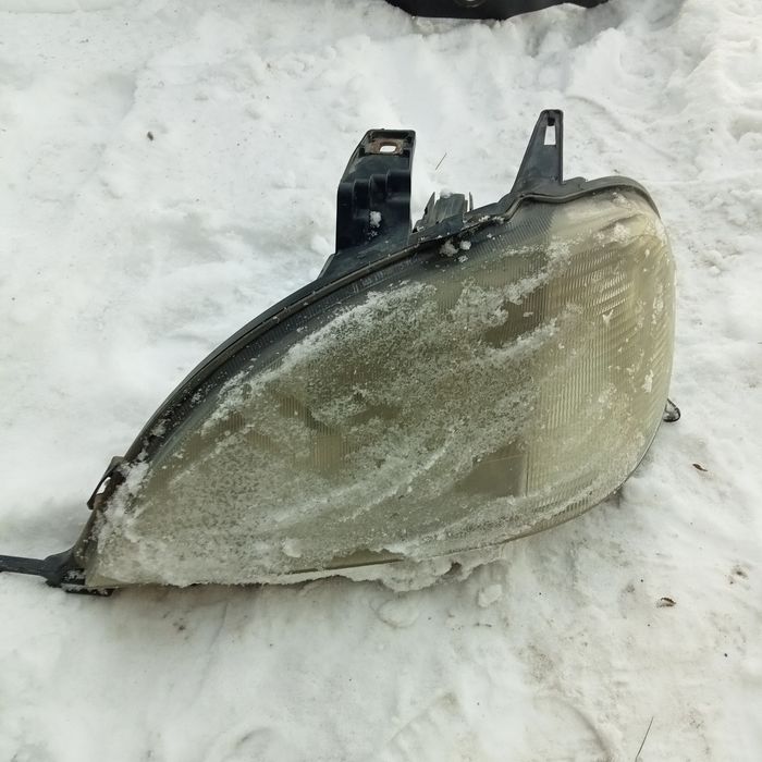 Продам фару на  Мерседес ML.