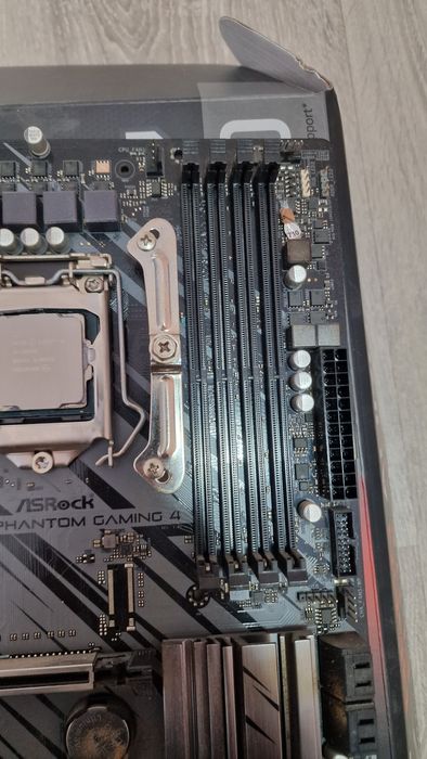 asrock phantom gaming 4 със i5 10500 и охладител be quiet pure rock 2