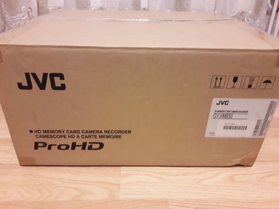 Camera JVC GY-HM850