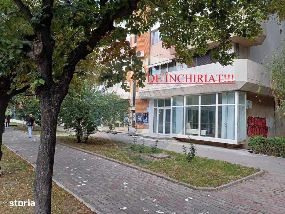 Spațiu comercial de închiriat  Str. Cuza Vodă