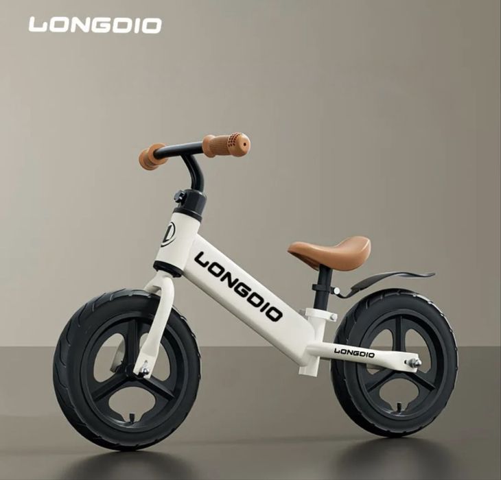 Беговел для детей от 1-4 года лучше чем самокат