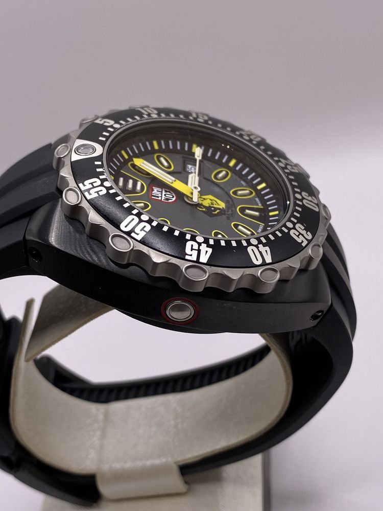 Luminox Deep Dive 500m Automatic Sea Wolves Limited