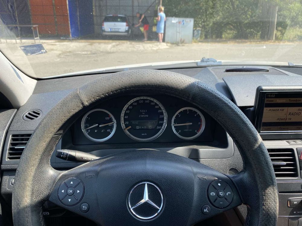 Продава mercedes c220