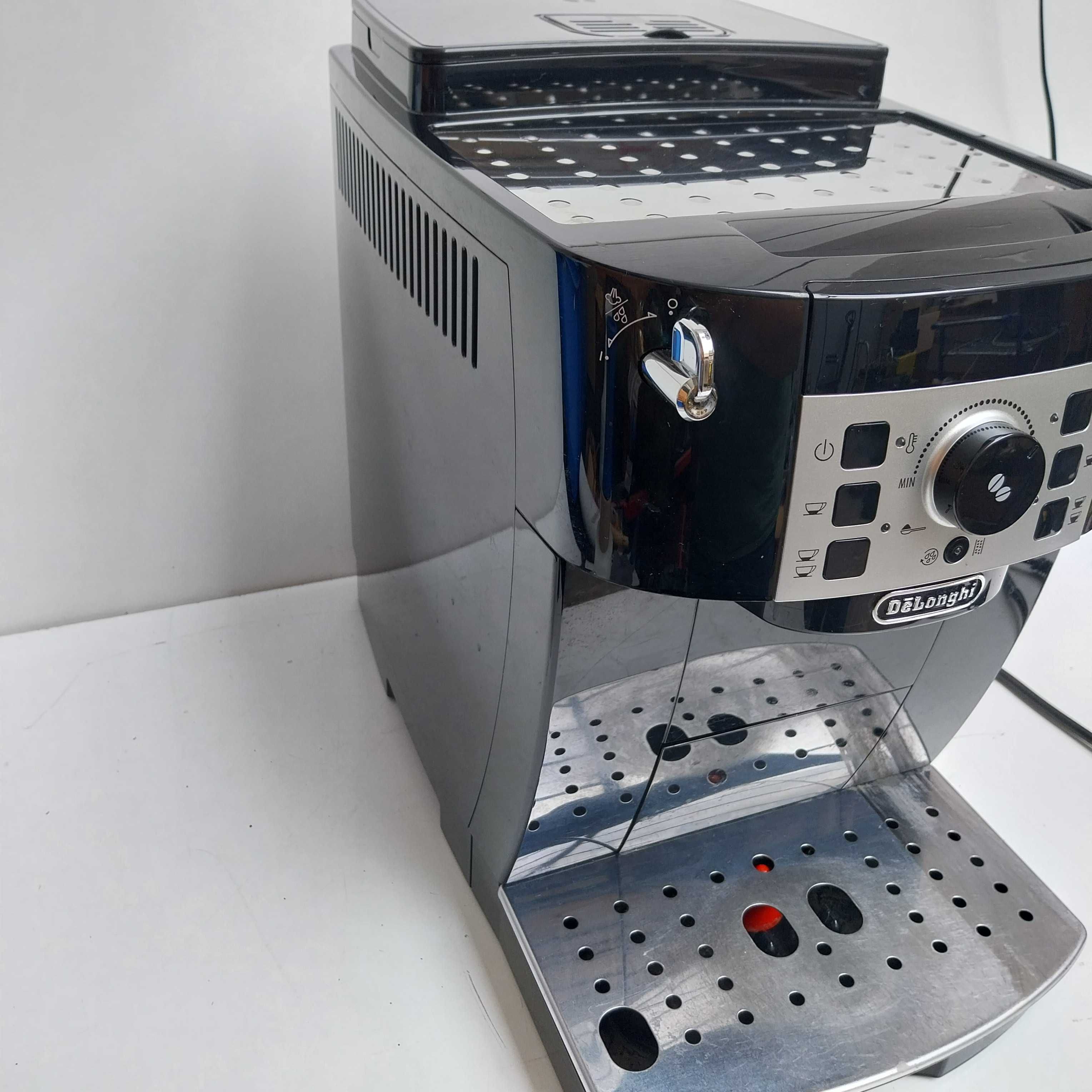 НАЙ ДОБРАТА ОФЕРТА Кафемашина Delonghi Magnifica S